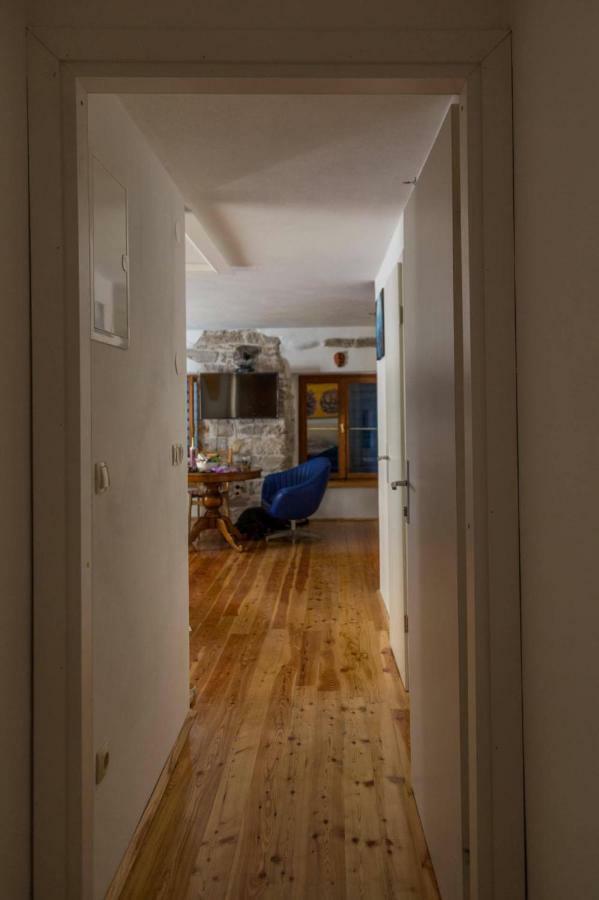 Old House Apartment โวดีเซ ภายนอก รูปภาพ