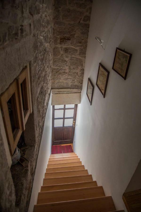 Old House Apartment โวดีเซ ภายนอก รูปภาพ